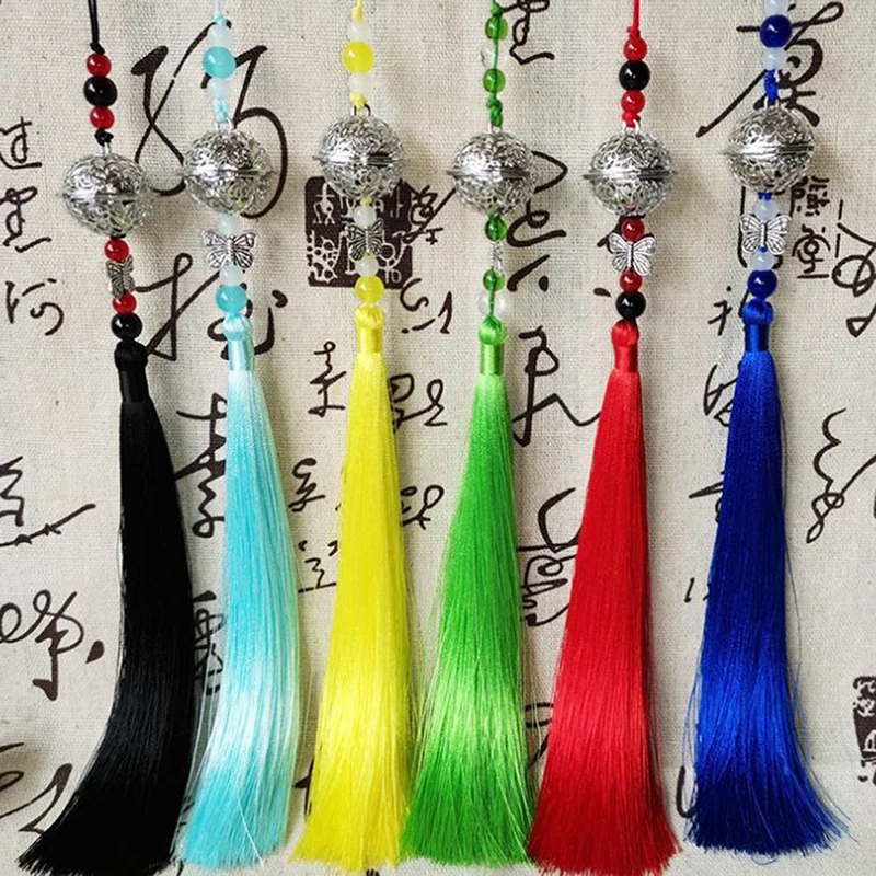 

1 PCS Keychain Woman Grandmaster of Demonic Cultivation GongLing Long