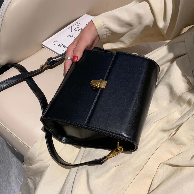 

Simple Style Vintage Leather Crossbody Bags For Women 2020 Lock Luxury Shoulder Simple Bag Female Travel Handbags and Purses