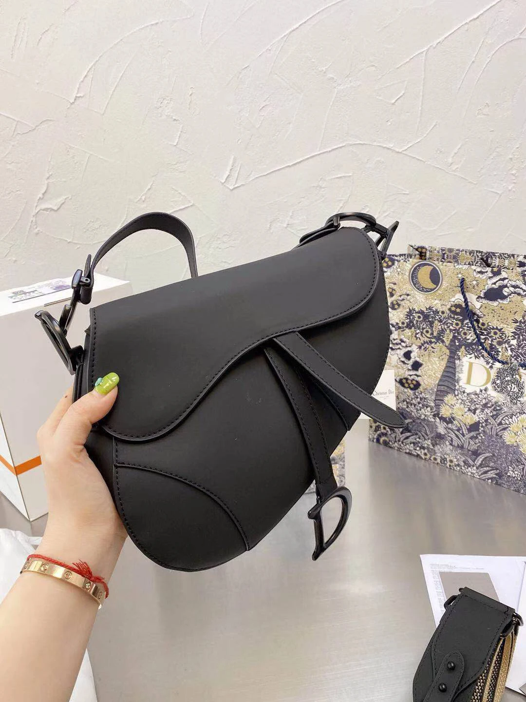 

2021 Top Quality Brand Women Shoulder Bag Fashion Saddle Handbag Luxury Spit Leather Hot Sales Designer Matte Black Saddle Bag