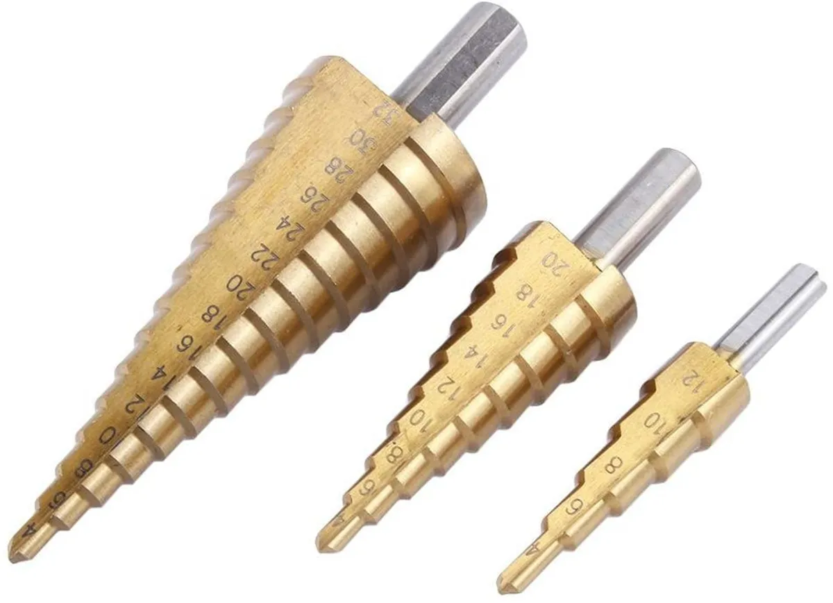 Спиральные ступенчатые сверла из быстрорежущей стали с титановым покрытием