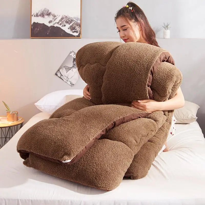 

High Quality Warm Comforter Camel Quilt Thicken Blanket Multily-color Choose Winter Patchwork Duvet Lamb Wool Quilt comforters