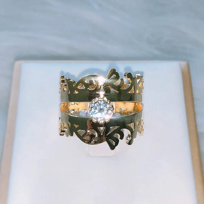 

Vintage Crown Gold Zircon Ring Luxury Simple Feminine Fashion Romantic Birthday Gift
