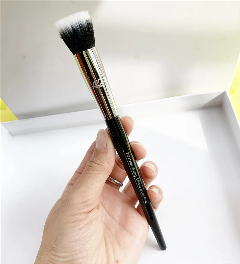 Новая Профессиональная маленькая щетка для клецки 42 Small Жидкий тональный крем