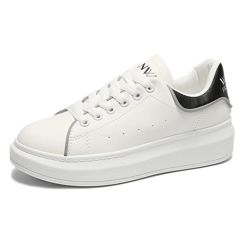 Женские кроссовки на вулканизированной подошве Белые Повседневные плоской