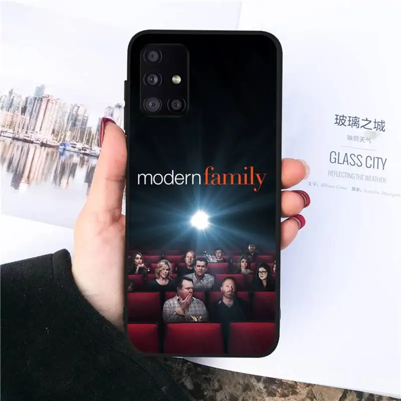 

Modern Family Phone Case For Samsung galaxy S 7 8 9 10 20 edge A 6 10 20 30 50 51 70 note 10 plus
