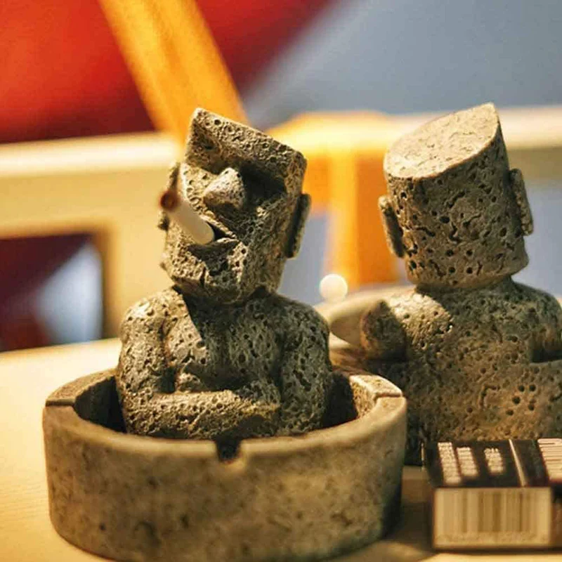 Полимерная пепельница Moai монолитная с изображением пасхального островка