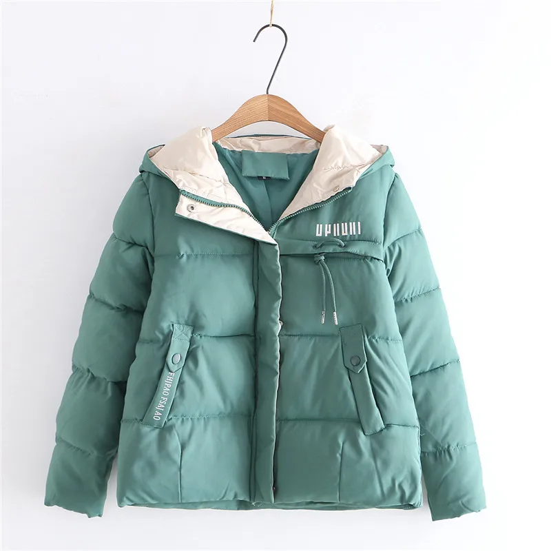 Зимняя короткая парка размера плюс Женская Корейская свободная Толстая ватная