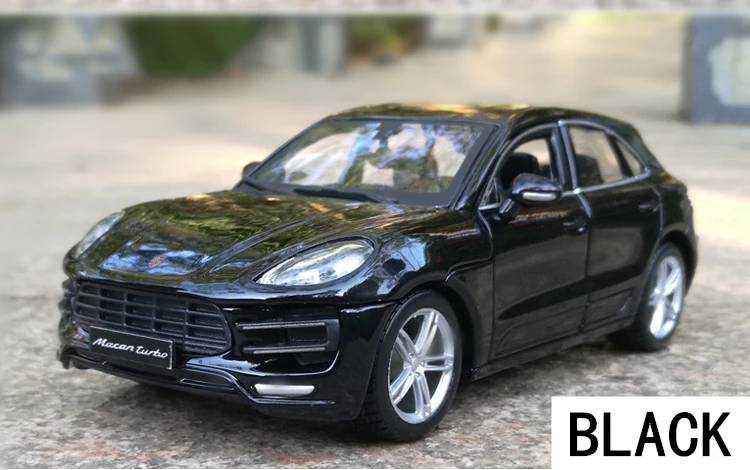 Bburago 1:24 Porsche Macan alloy car model simulation car decoration collection gift toy