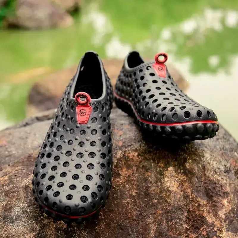 

Hole Shoes Men's Sandals Casual Wading Shoes Non-slip Summer Men's Large Size 45 Sandals