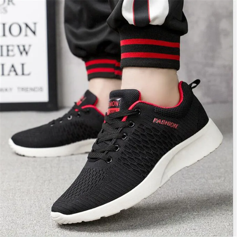 

2020 spring and autumn new men sneakers trend light and wear-resistant fashion wild student board shoes flying woven zapatillas