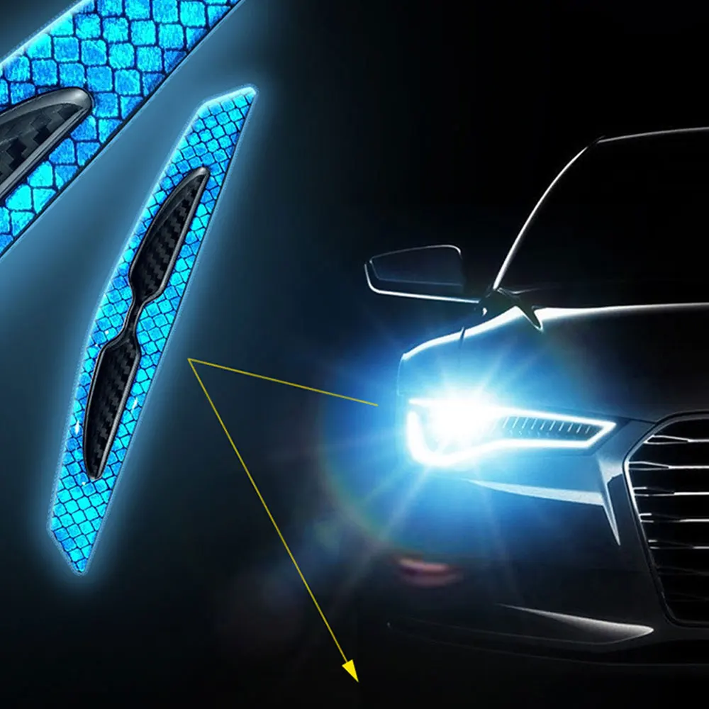 Наклейки на двери автомобиля для защиты от царапин и потертостей, обеспечивающие отражательную безопасность, из четырех штук.