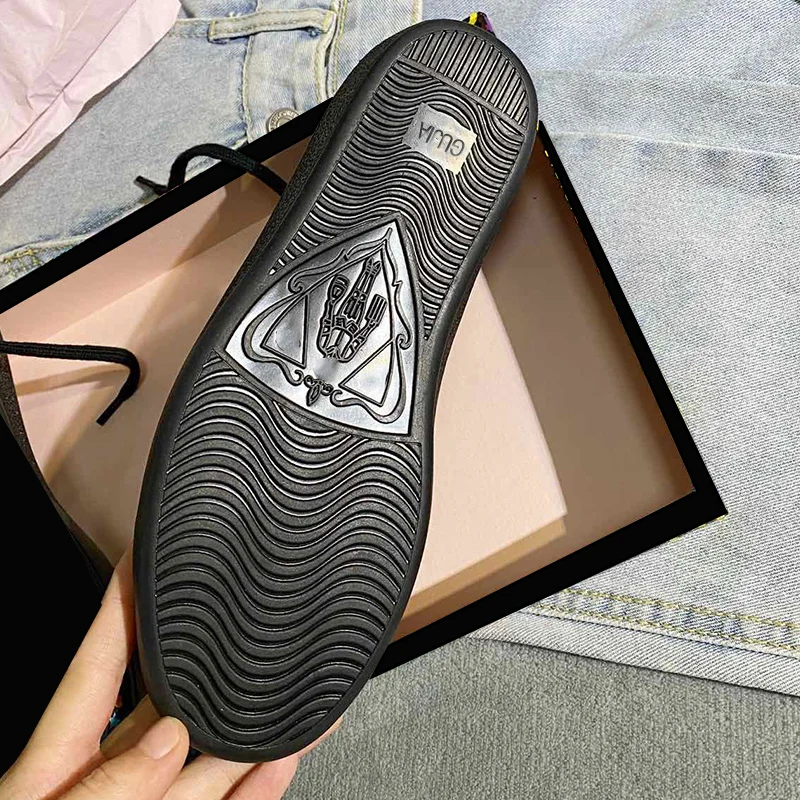 

OUye fashion cowhide leather shoes men's and women's sports shoes couple's top version Italian design evening shining flat shoes