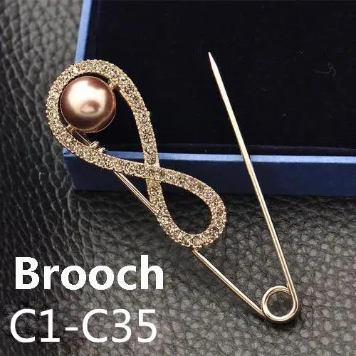 

AAA+ C1-C35 Brand C Classic alloy high quality brooch with gold-plated label and zircon micro-inlaid pin fashion