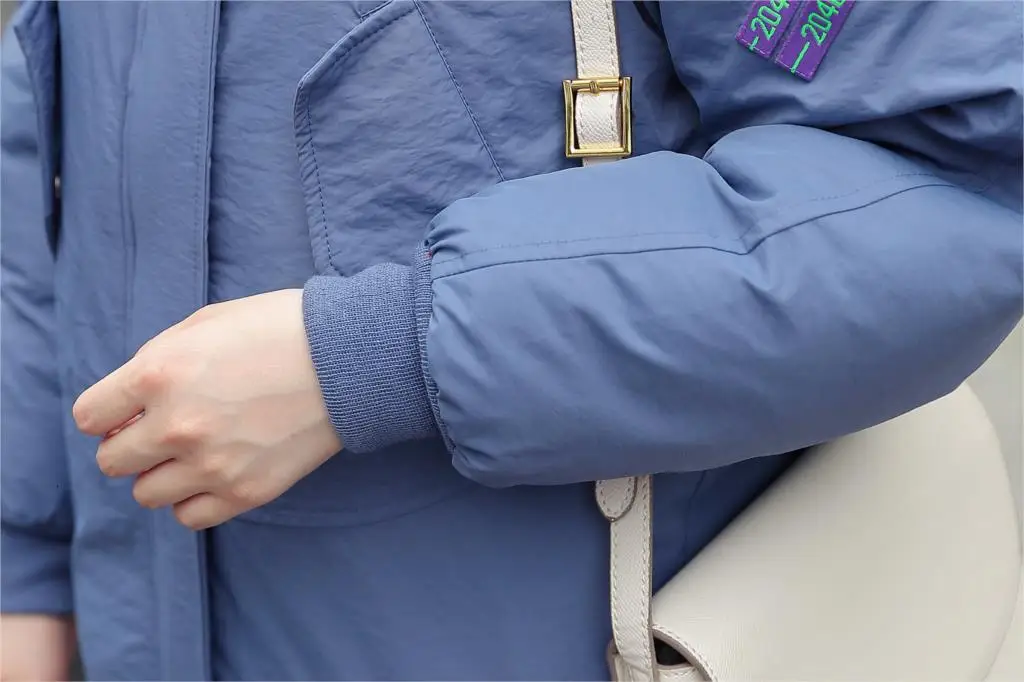 Для женщин Длинная пуховая зимняя куртка Для женщин Повседневное меховой воротник Женская куртка с капюшоном плотная теплая длинная Пеший Туризм Куртка для женщин; Большие размеры