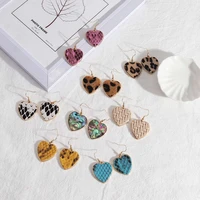 love heart abalone shell leopard snakeskin leather dangle drop earrings leather leopard drops earrings 2020 fashion pop jewelry