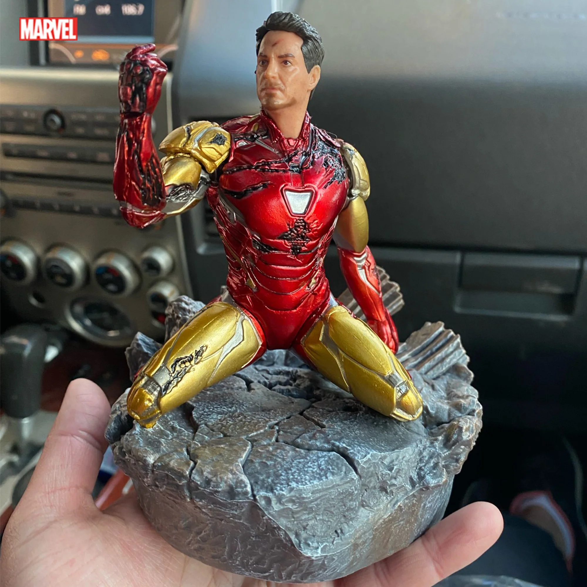 16 см Marvel Мстители 4 колени искусственное положение поврежденная войной модель MK85