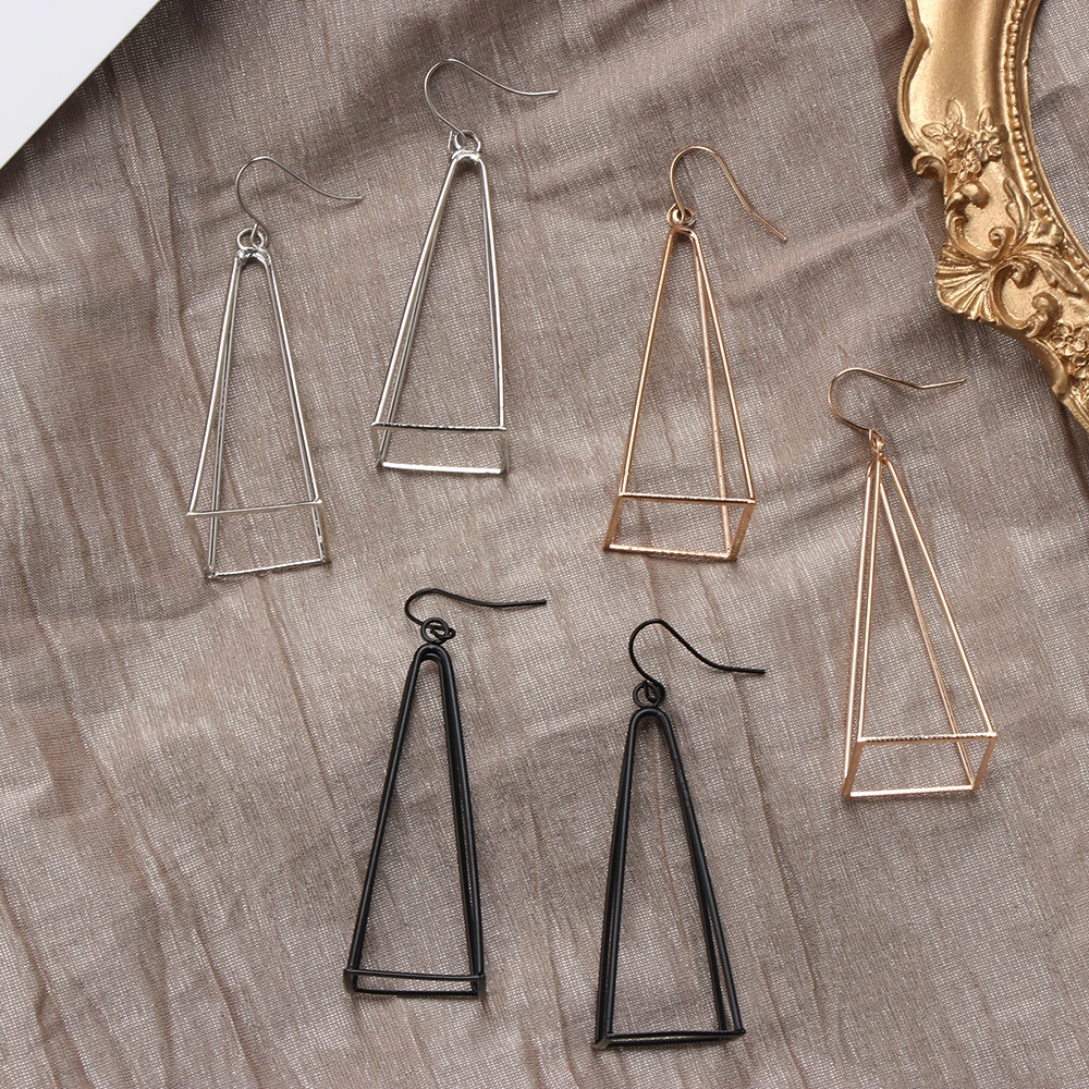 Геометрические серьги-подвески треугольные полые многоугольные серьги-гвоздики