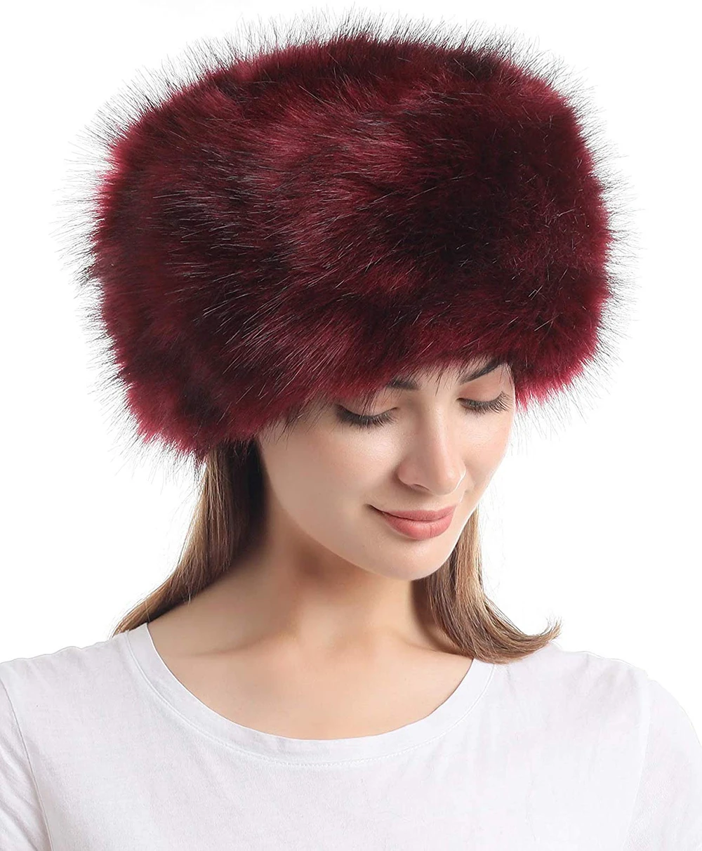 Женская зимняя утепленная шапка в русском стиле из искусственного меха