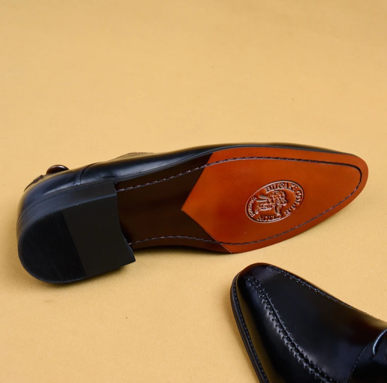 

Men's Shoes