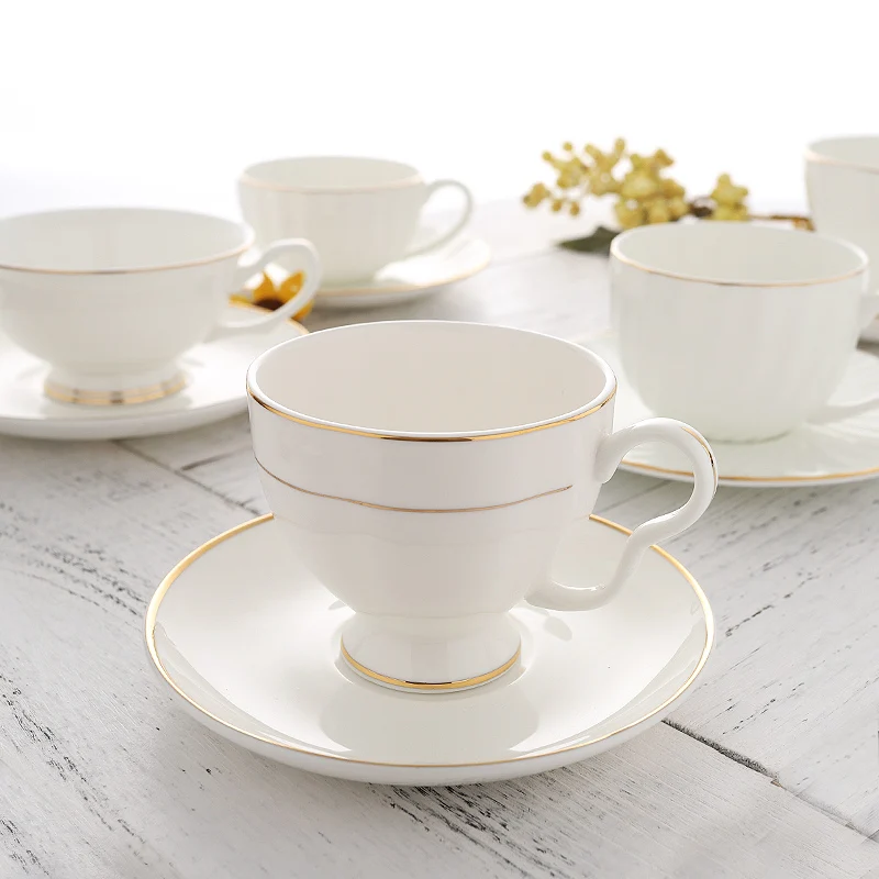 Винтажная чайная чашка из белого фарфора чайный сервиз с золотой тарелкой