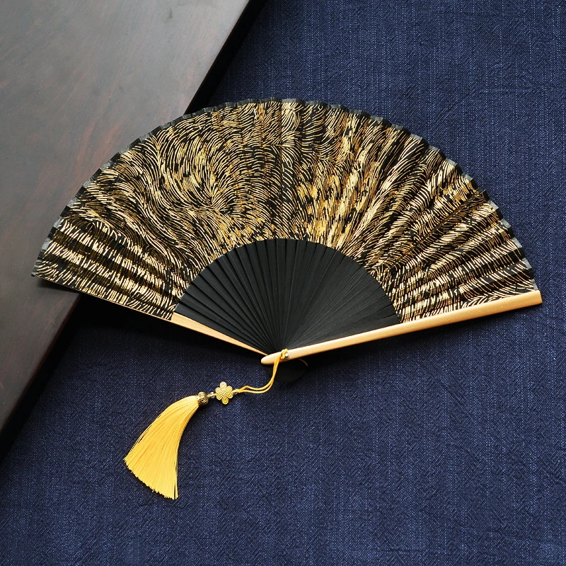 Фото Женский бамбуковый веер из ткани складной с золотым и серебряным напылением|gift