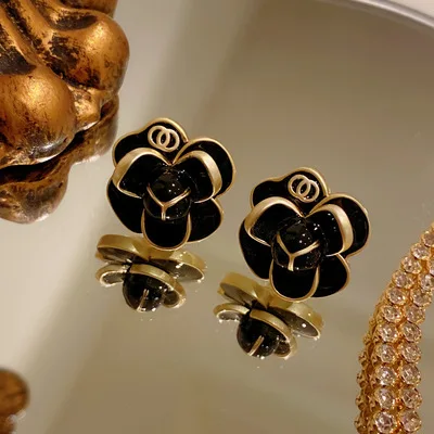 

Earrings Women's S925 Silver Needle Retro Drop Oil Stereo Camellia Earrings Super Beautiful French Small Fragrance Double C Gift