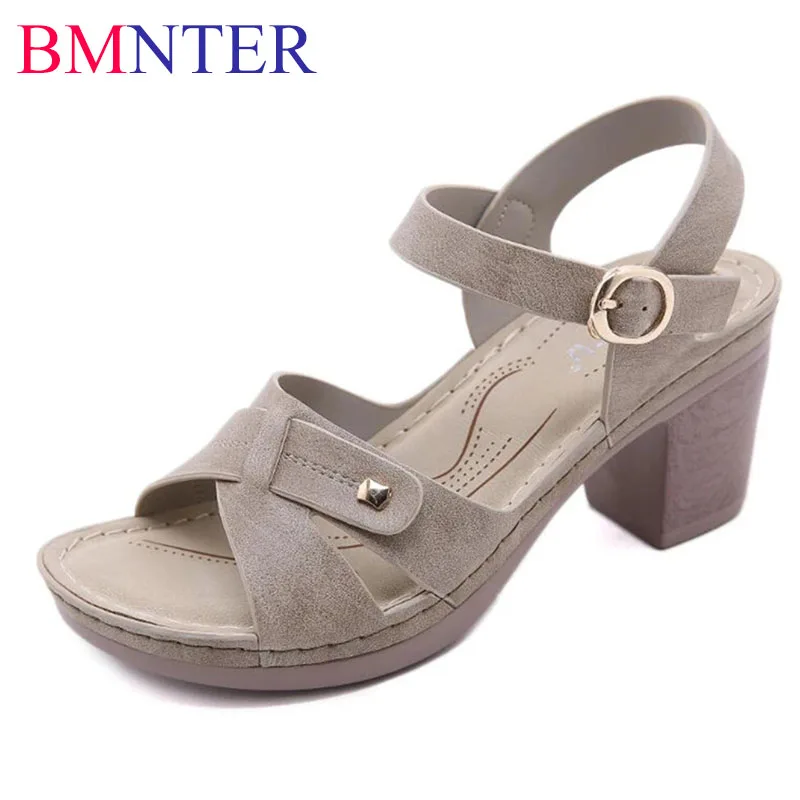 

Женские сандалии с открытым носком, на деревянном каблуке 2021 см