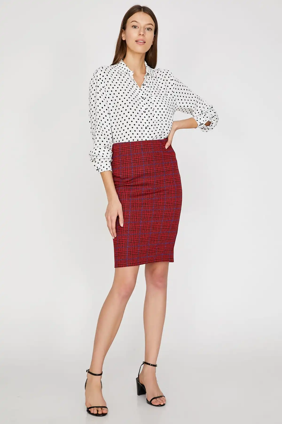 

Женская красная клетчатая юбка, модные цвета