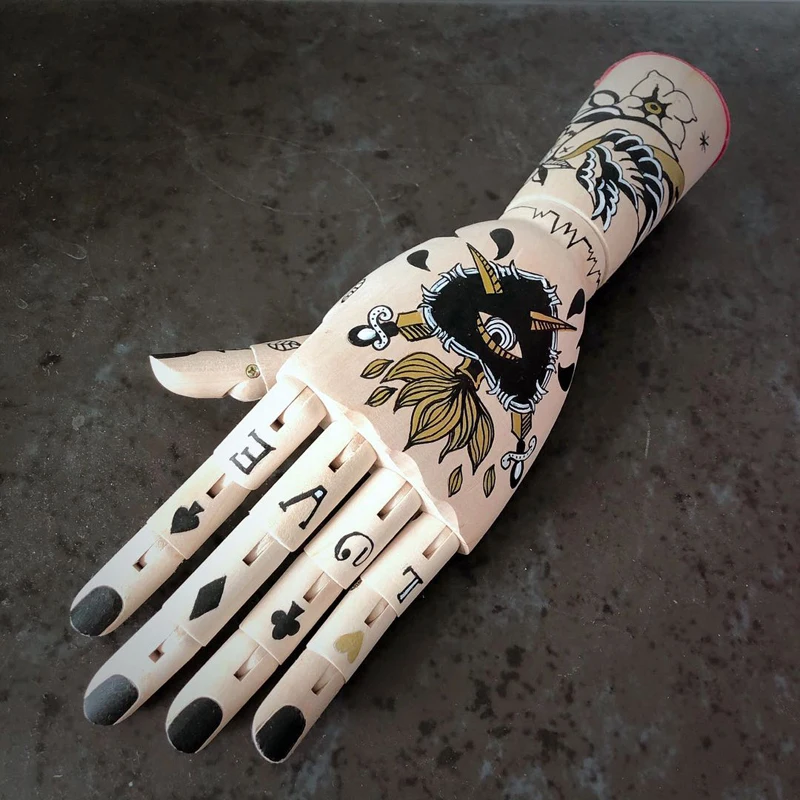 

Retro Punk Love Skull Wooden Art Model Doll Jointed Hands Crafts Home Decor