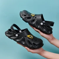 2021 summer men clogs sandals mules slip on beach garden shoes fashion slippers outdoor flame hole shoes sandalen flats