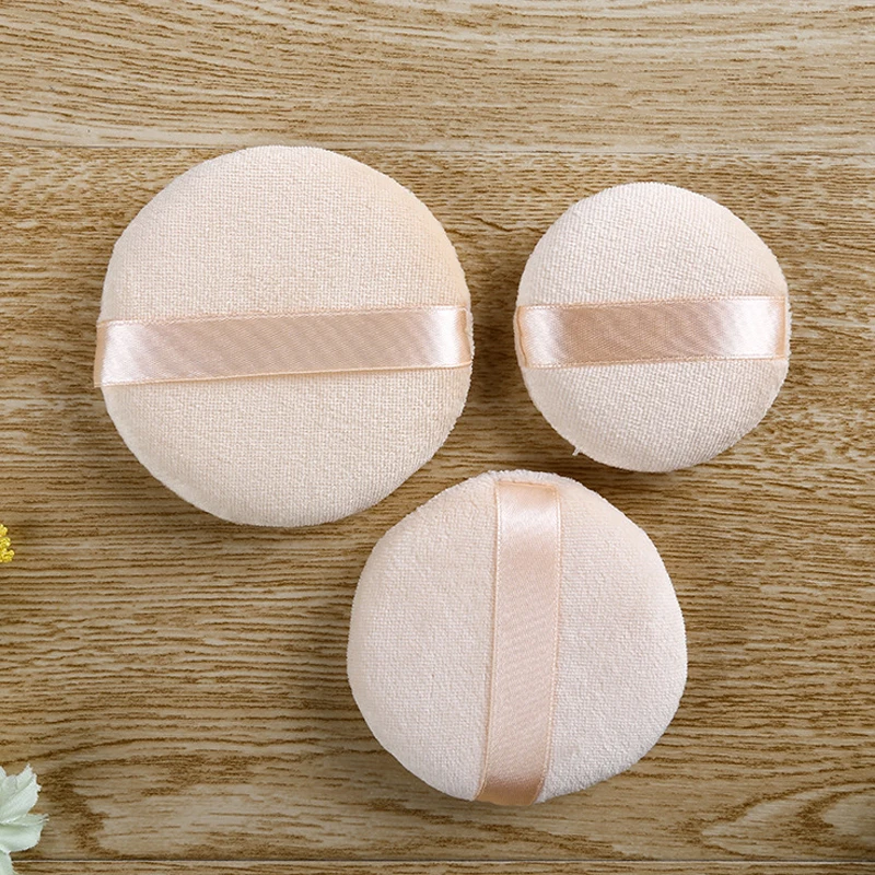 three pcs color Спонж для макияжа бьюти блендер Спонжи Губка для лица Спонж для нанесения основы под макияж губка для макияжа косметическая пудра пуховка влажная сухая двойное использование для губки конжаковый спонж набор спонжей - Цвет: three pcs color