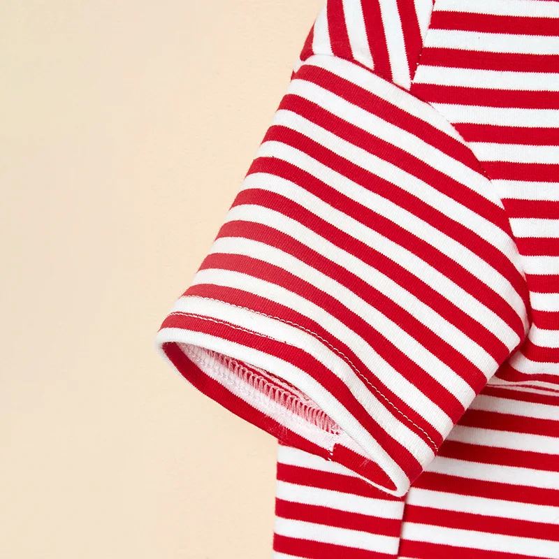 

2021 new dog Dog clothes T-shirt pet for small dogs Clothing cats Hawaiian shirts french bulldog alive Striped breathable and so