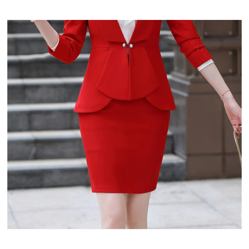 Костюм женский осенне-зимний из блейзера с длинным рукавом и юбки | Женская