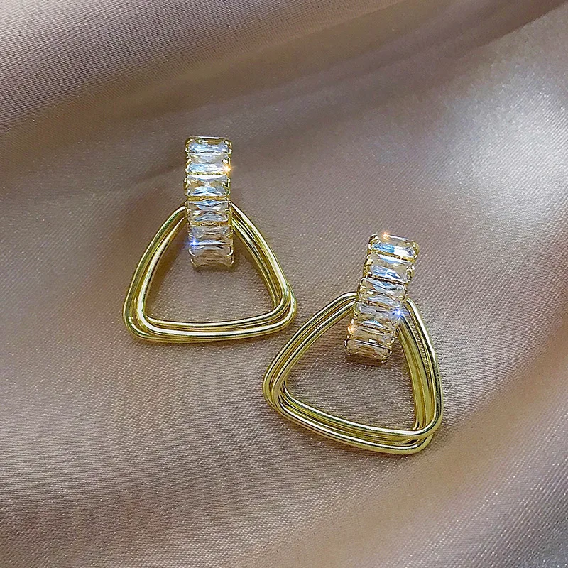 

Shinning Zircon Metallic Triangle Geometric Earrings For Women Korean Style Statement Earings Jewelry Wholesale