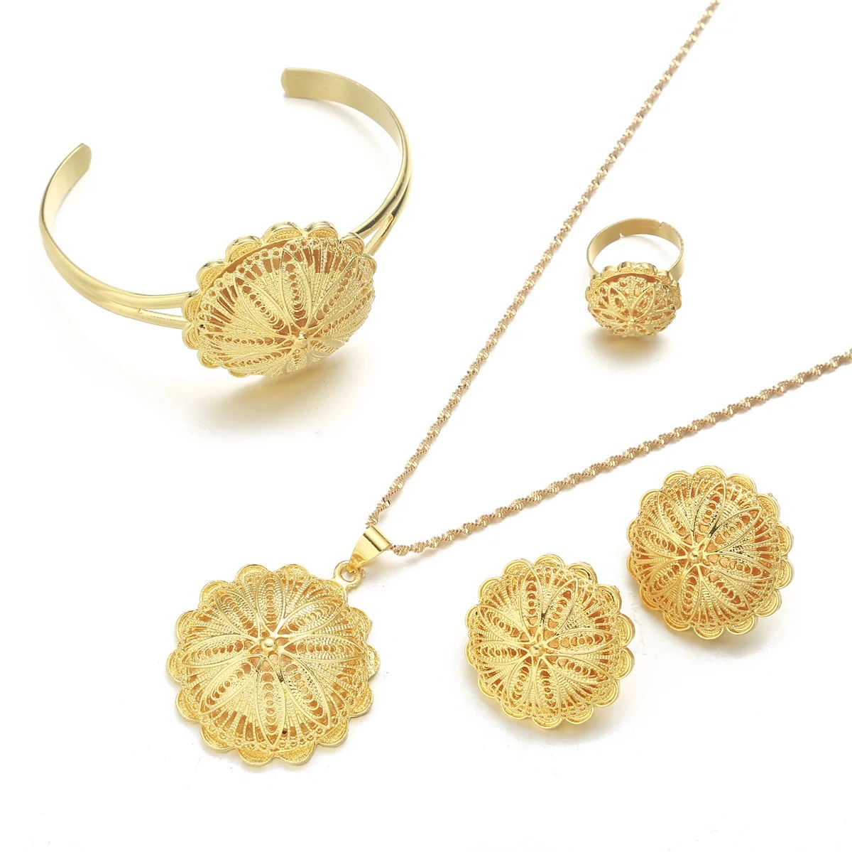 Комплект из колье и серёг с подвеской в виде эфиопского цветка