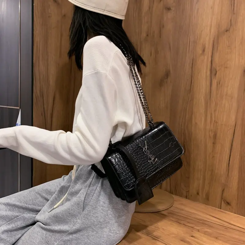 

Serpentine Pattern Crossbody Bag for Women 2021 New Fashion One-shoulder Chain Bags Ladies Fashionable Purses and Handbags Cc Gg