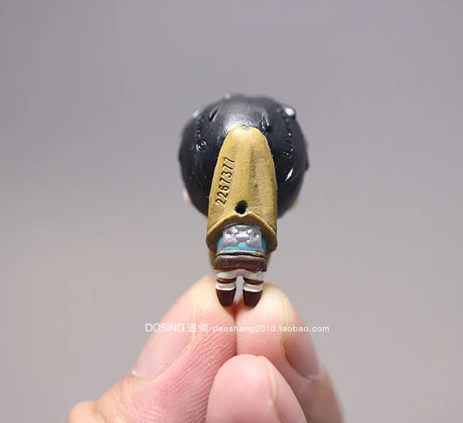 

Cartoon Anime Attack on Titan Captain Levi Ackerman Little Boy Garage Kit Figurine Decoration Model Action Figures Kids Toys