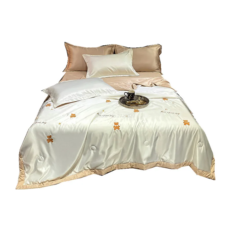 Летнее одеяло с вышивкой летнее моющееся кондиционированием воздуха из четырех