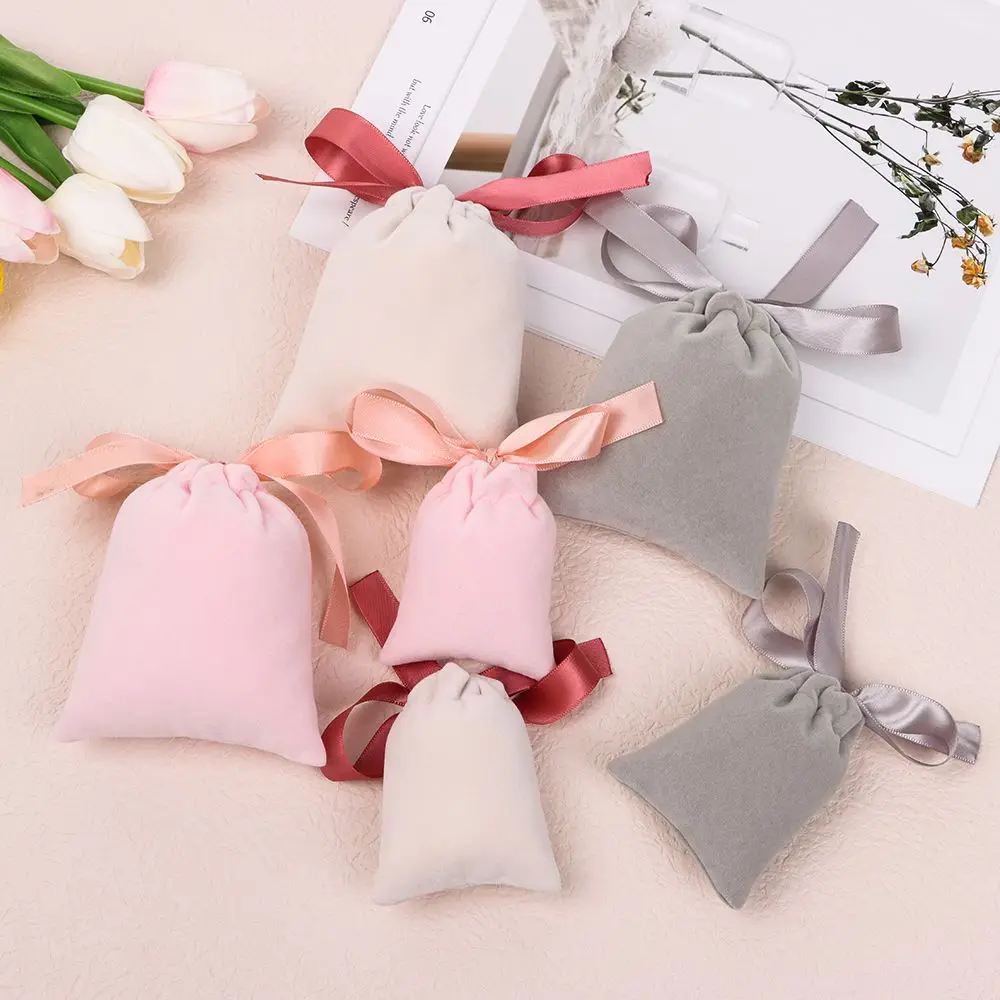

1PC Portable Ribbon Flannel Pouches Velvet Jewelry Packaging Bag Necklace Wrapping Bag Drawstring Pouches Dust Protect Bag