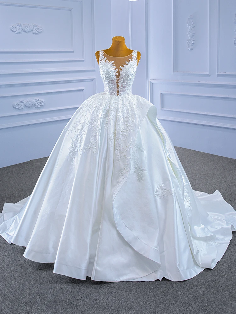

Molanda Hung 2021 Luxury Perals Appliques Wedding Dress Sweetheart With Straps Bridal Ball Gown Vintage Robe De Mariee 67287