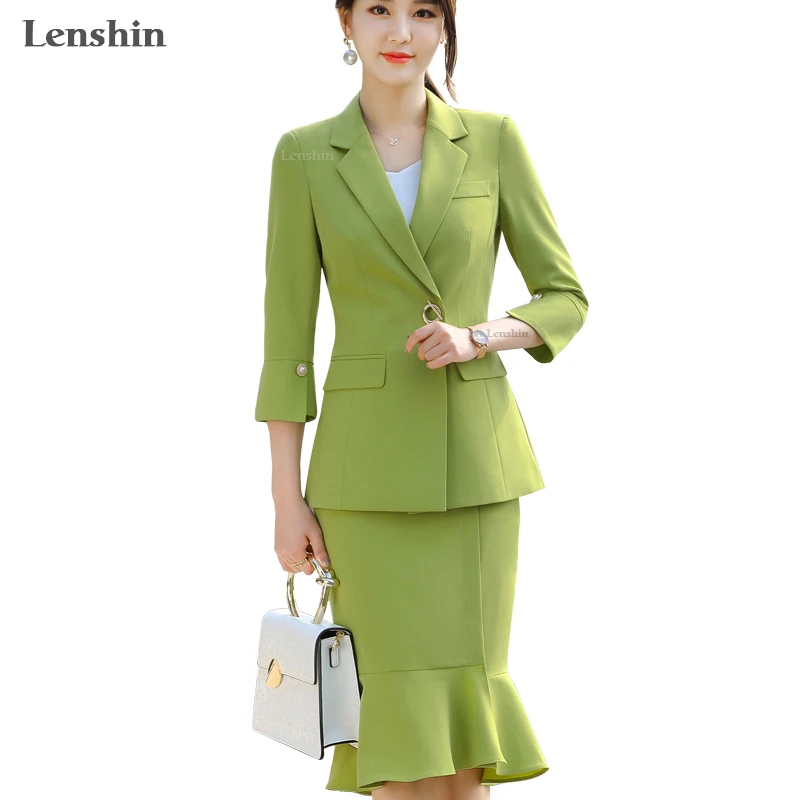 Женский офисный костюм двойка Lenshin с юбкой годе длиной до колена и двумя