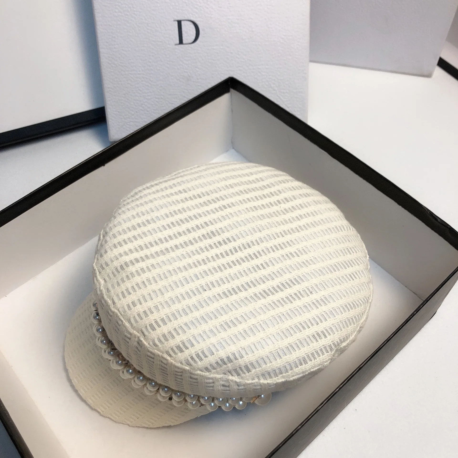 

Autumn Pearl Lace Leisure Lady Octagonal Hat Women Visors Cap Four Seasons Outdoor Decorate Unisexed Black and White Tweed Hat #