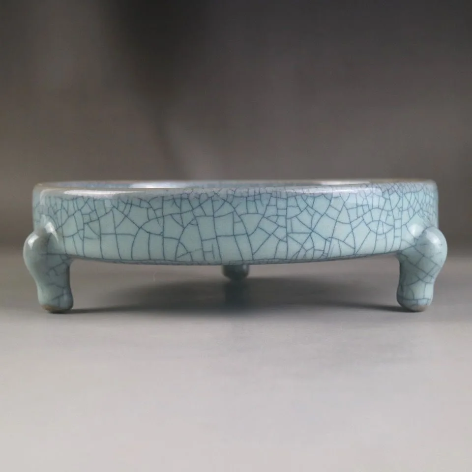 

China Porcelain SONG RU Kiln Sky Cyan Glaze Crack Three Foot Brush Washer Plate Iiving Room Decoration Home Gift