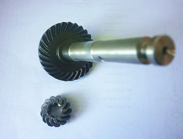 Набор шестерен подходит для 2-тактных двигателей с мощностью 3 5 лошадиных сил