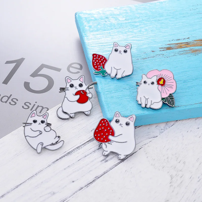 Брошь на палец с изображением кошки животного белого кота клубники булавки