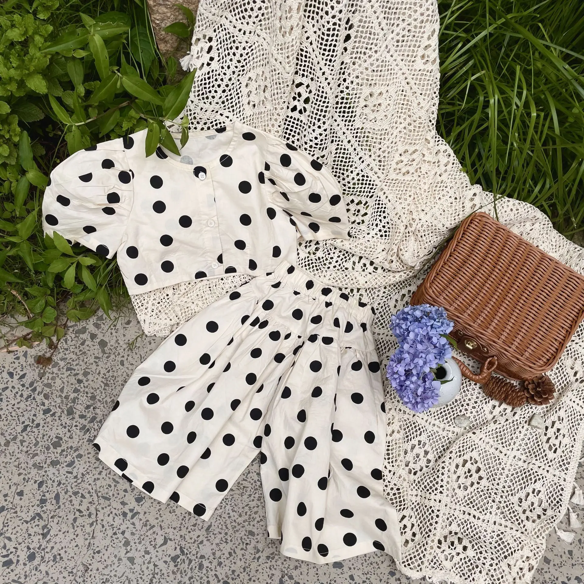 

Family Matching Outfits 2021 Summer Polka Dot Puff Sleeve Short Sleeves Sets Mother Daughter Matching Clothes Baby Girl Clothes