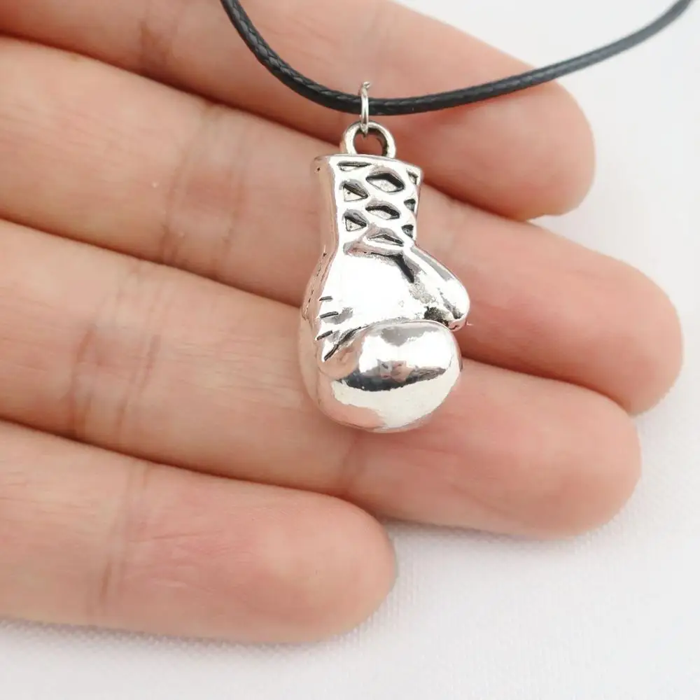 Цепочка с подвеской в виде спортивной боксерской перчатки для мужчин и