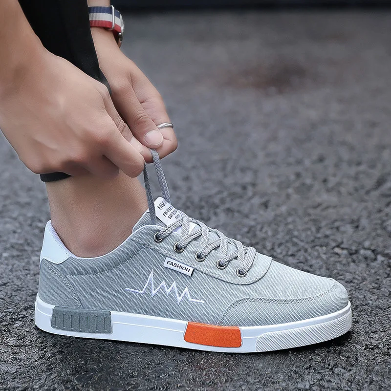 

New men's canvas shoes fresh spring breathable trend board shoes British all-match men's shoes men's leisure canvas sneakers