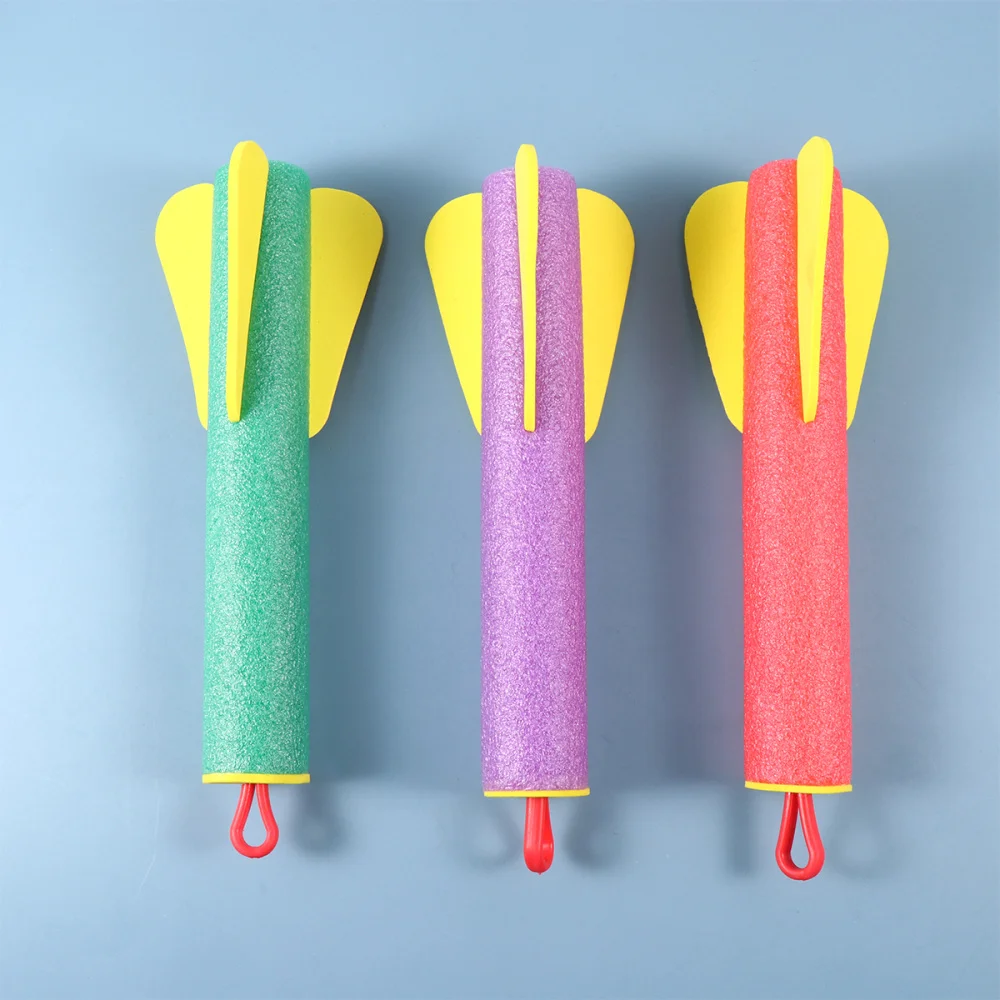 

6pcs Finger Toys Slingshot Flying Rubber Band Toys Finger Toys (Purple Red Green)