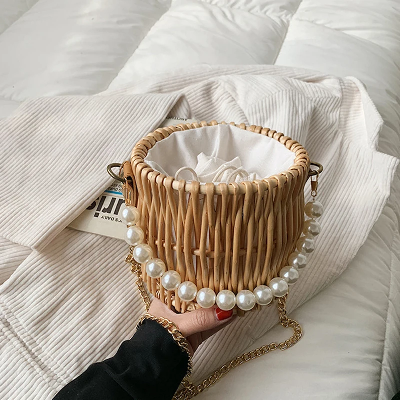 

Новая Корейская версия сетчатая красная жемчужная модная сумка-ведро из ротанга через плечо